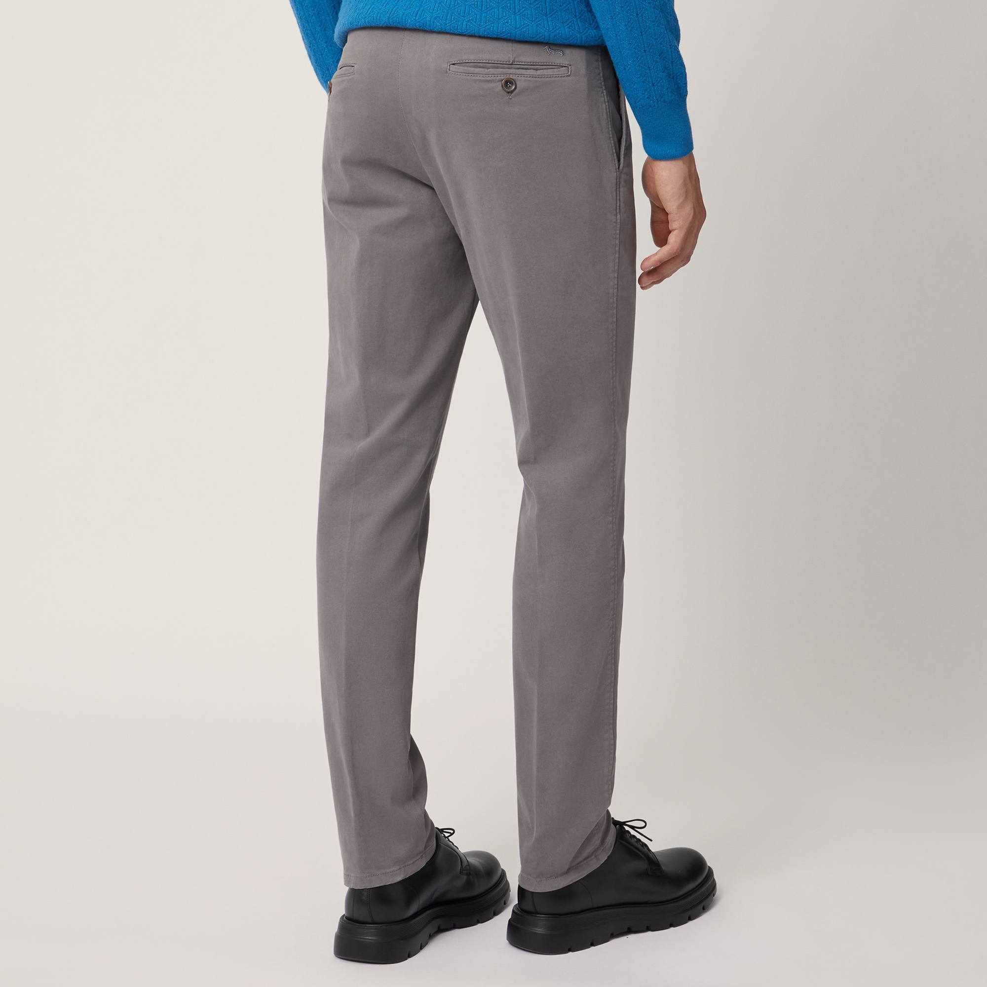 Pantalón chino de corte ajustado