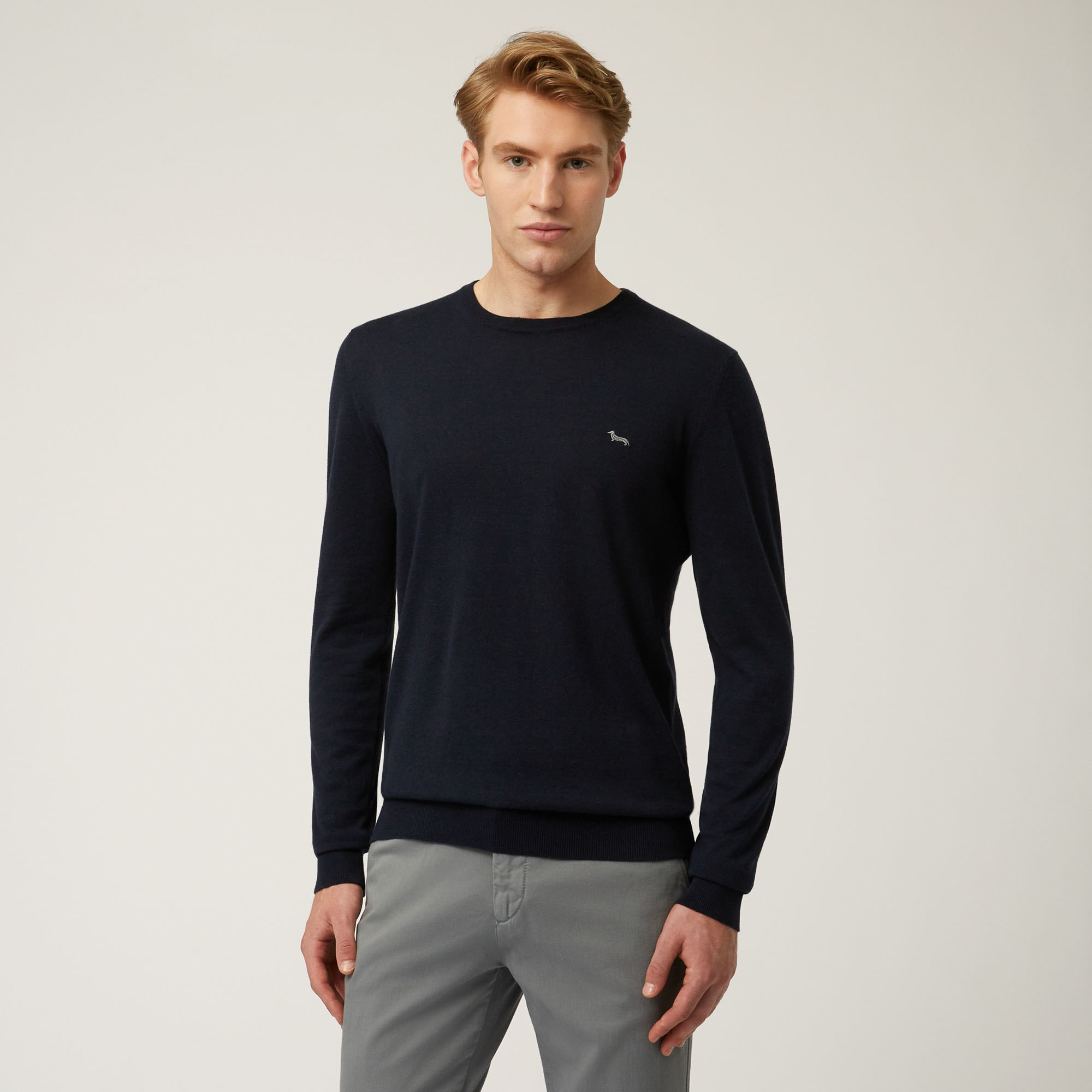 Maglia Essentials in cotone e cashmere in Blu: Essentials Di Lusso ...