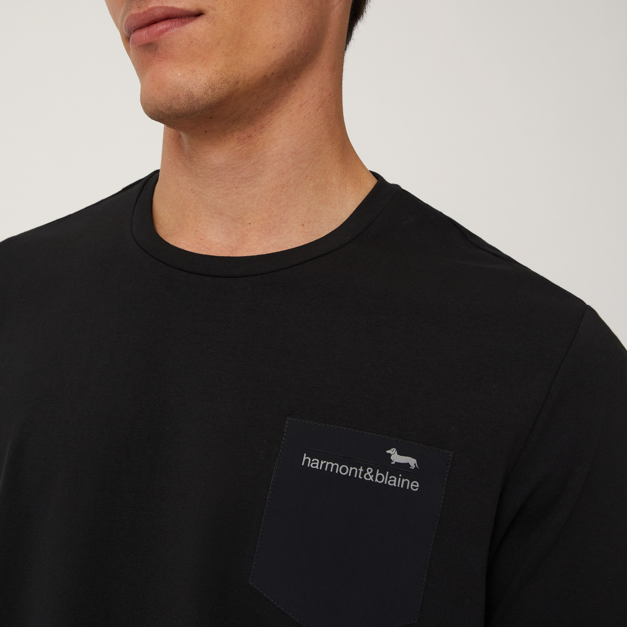 City T-shirt with Logo Pocket, Black , large image number 2