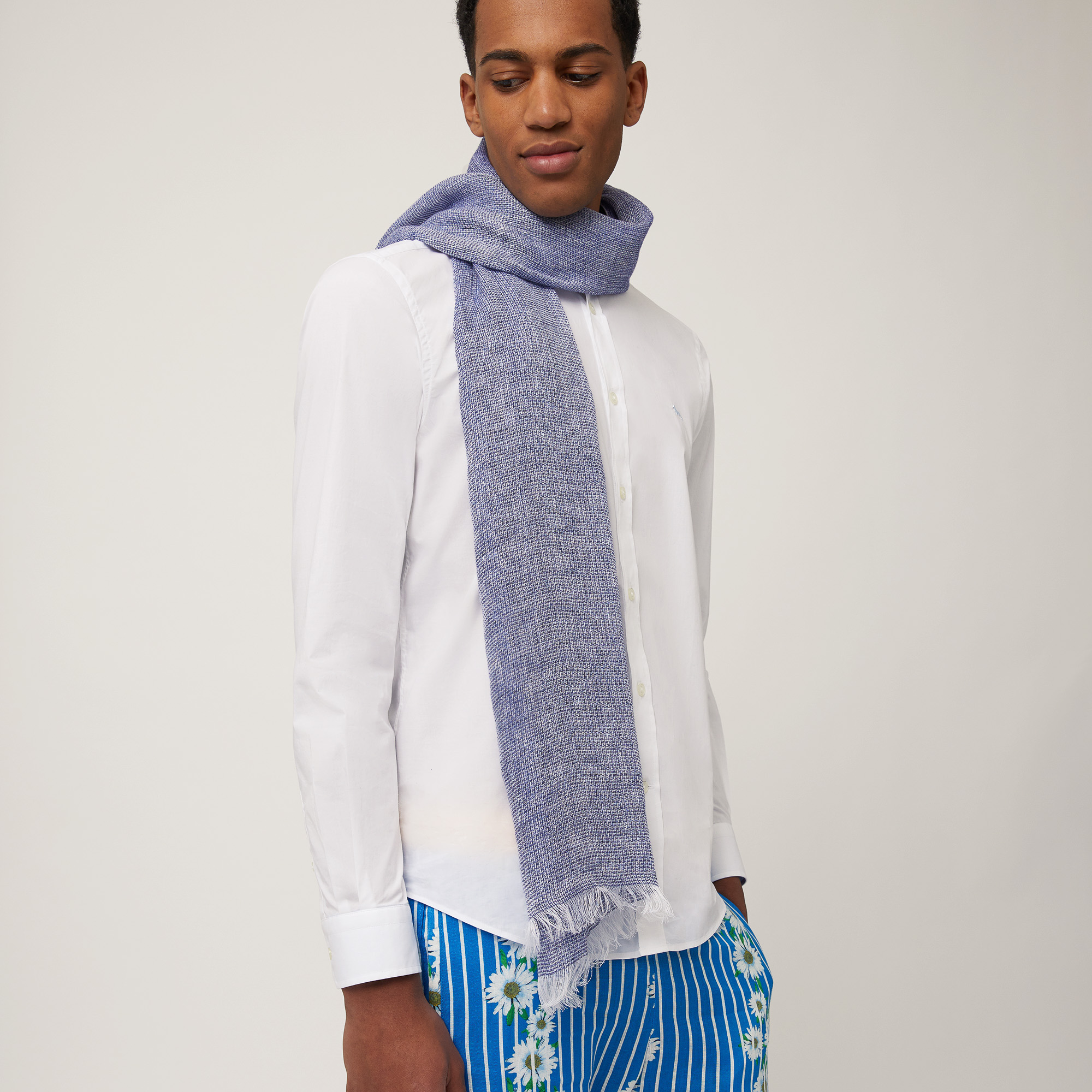 Solid-Color Linen Scarf, Marine Blue, large image number 2