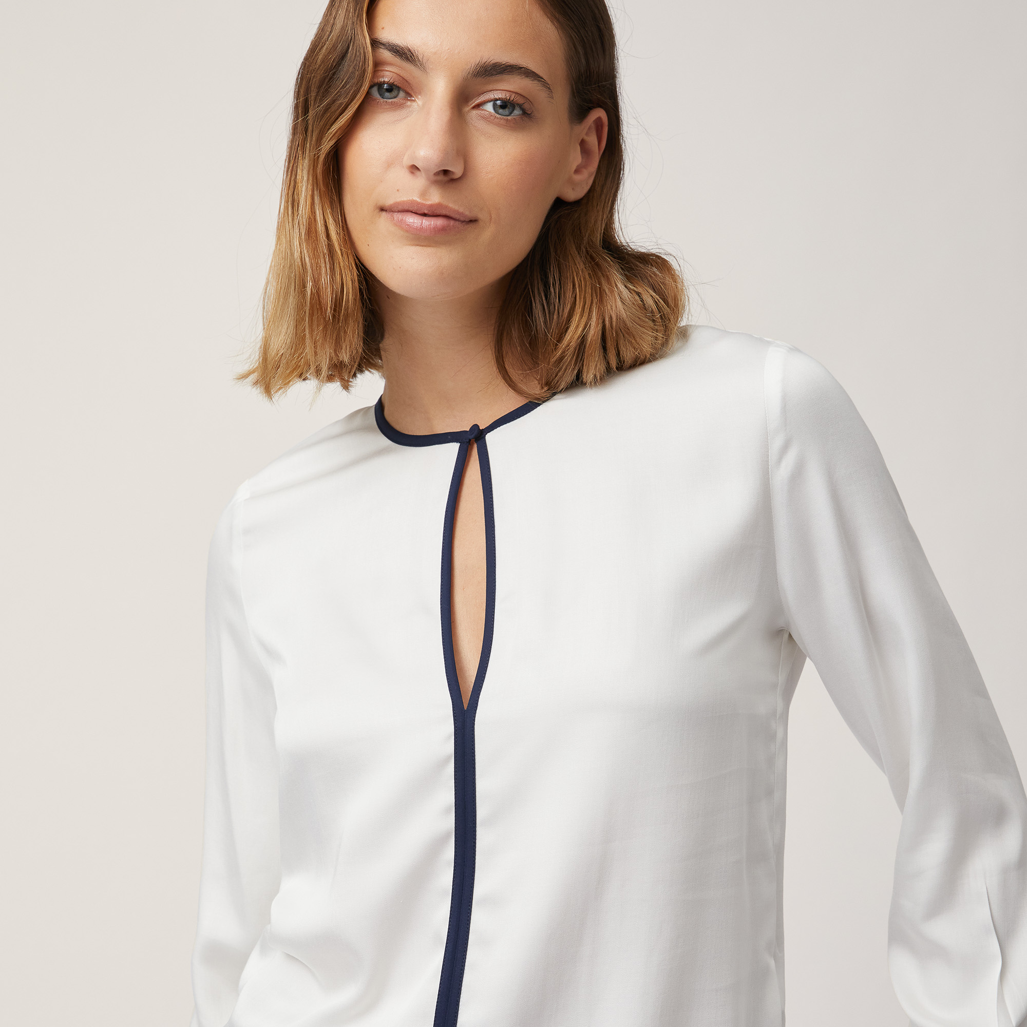 Blouse with Contrasting Trim, White, large image number 2