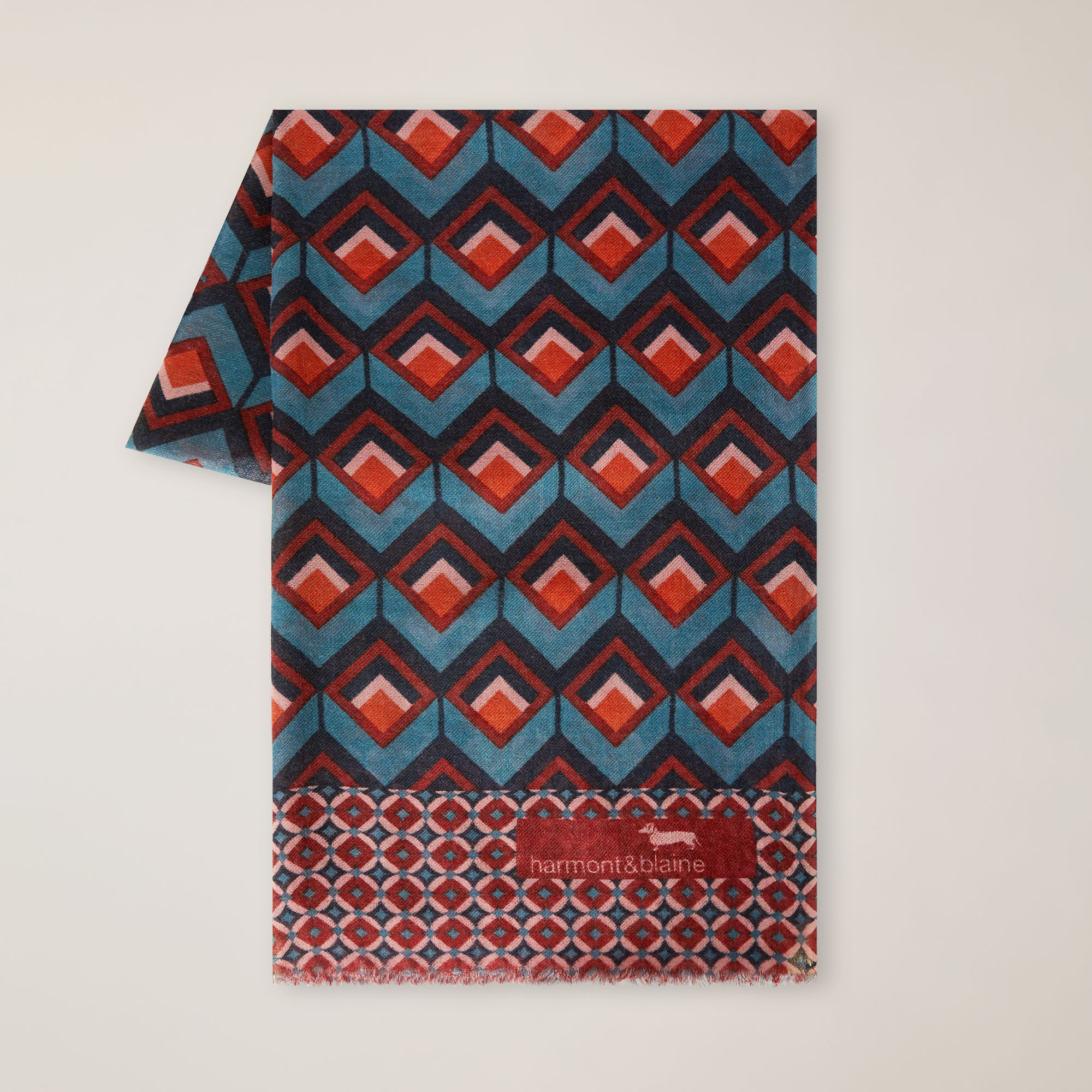 Scarf with Geometric Pattern